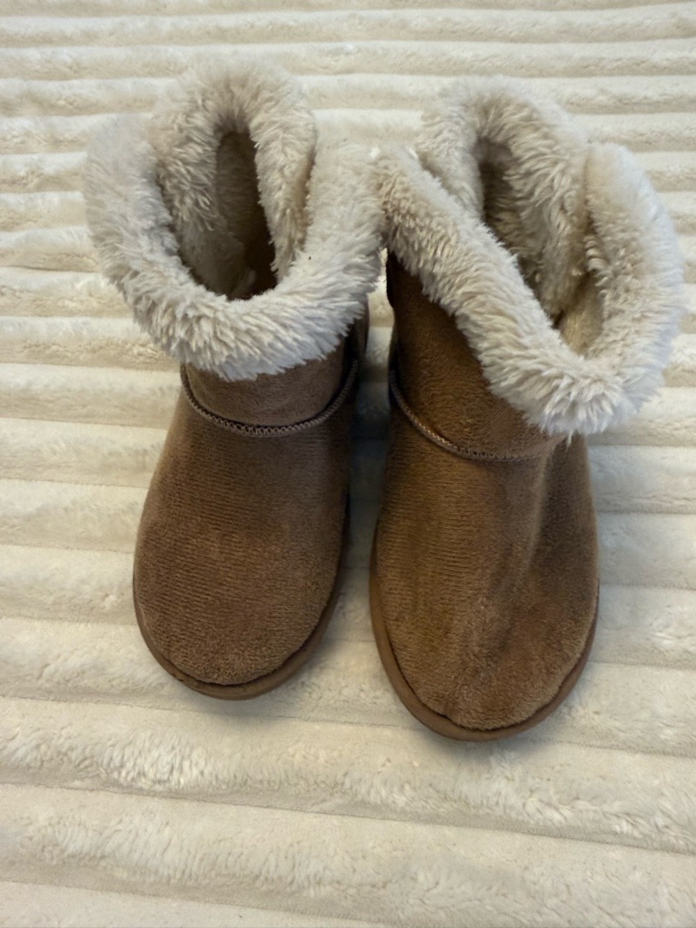 Cozy Toddler Girl’s Brown Faux Fur Winter Boots